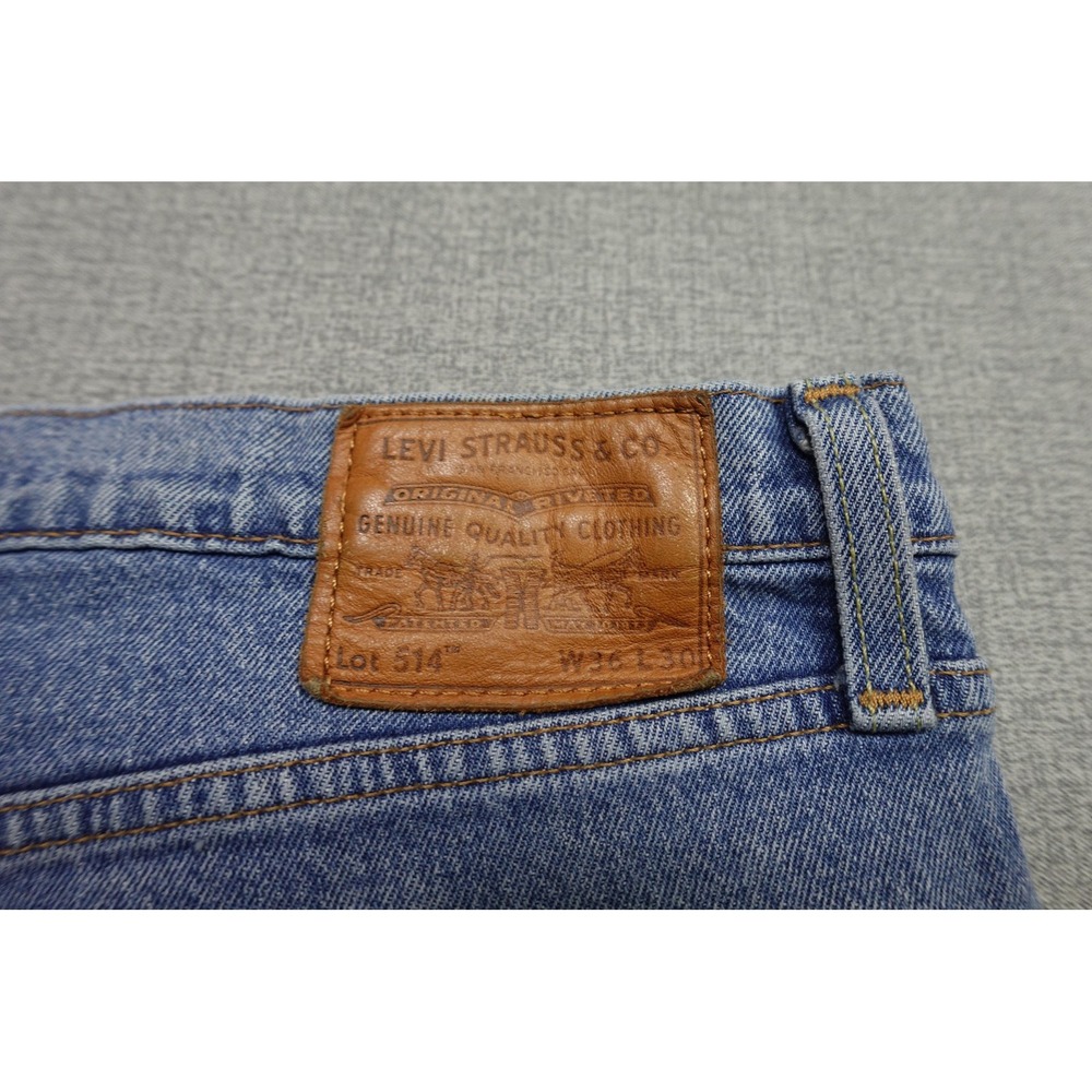 Levi's 514 Regular Fit Jeans Mens 36x30 Blue Medium Wash Straight Big E Premium - Picture 2 of 12
